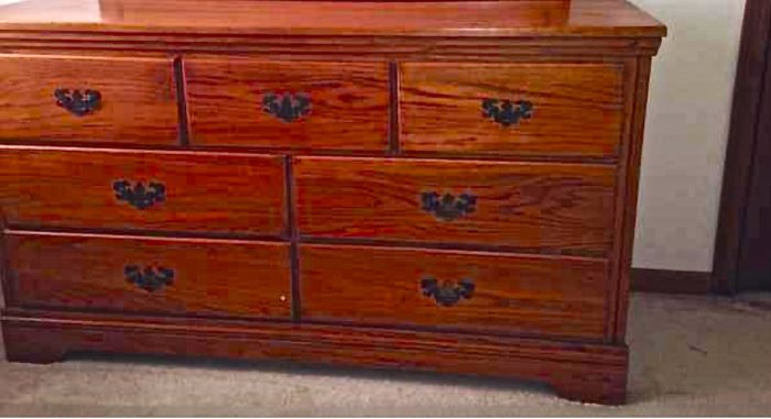 A Dresser And Chest Of Drawers To Die For